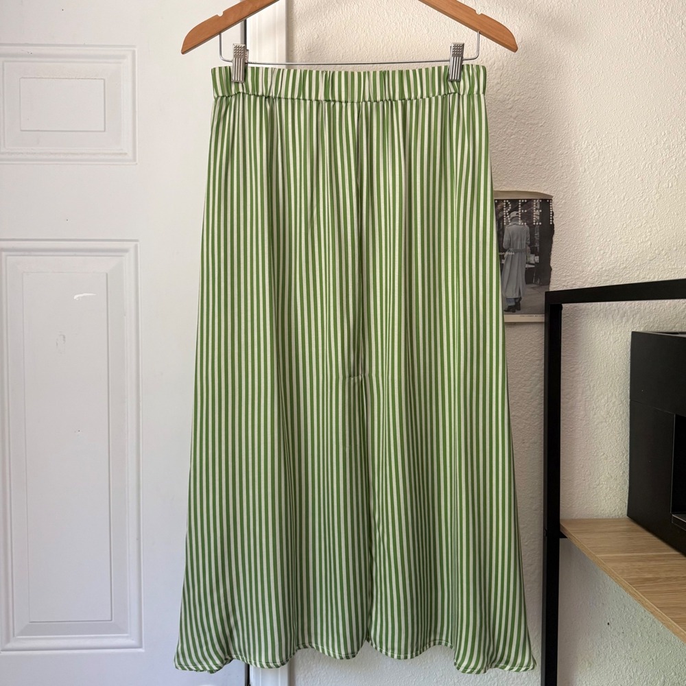 SHIRTAPORTER green white silk striped pull on elastic waist midi skirt